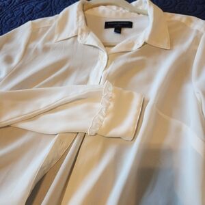 Banana Repiblic white chiffon blouse size small